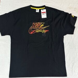 NWT Nike Men's Drew League Tee Shirt. Mens Size Large